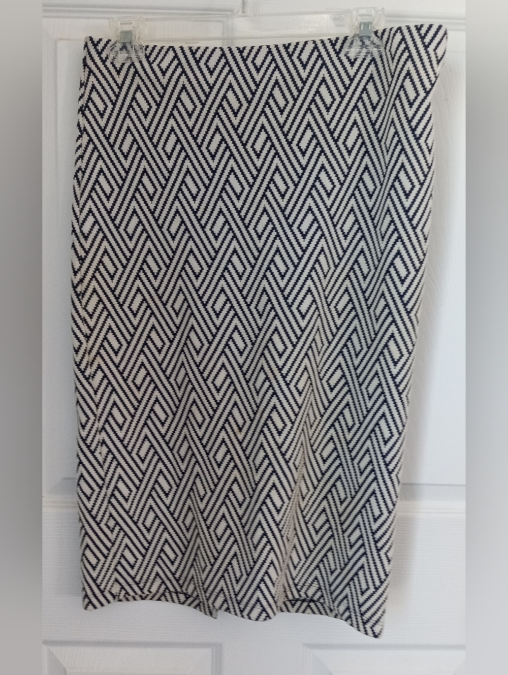 Zara Black and Cream Geometric Pencil Skirt